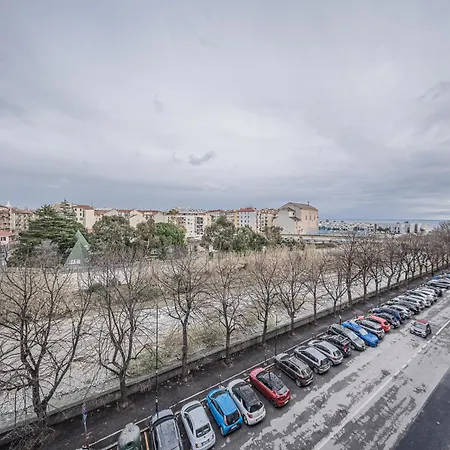 Apartmán Modern Space - Mare 5 Min - Ac - Wifi *