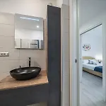 Modern Space - Mare 5 Min - Ac - Wifi شقة